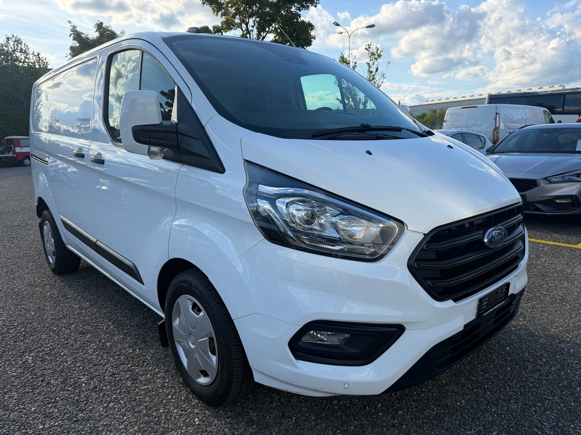 FORD Transit Custom 1.0 Eco Boost 320 L1H1 Trend PHEV-image-2