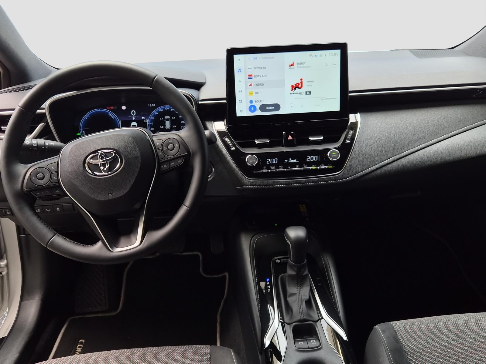 TOYOTA Corolla 2.0 HSD Trend-image-12