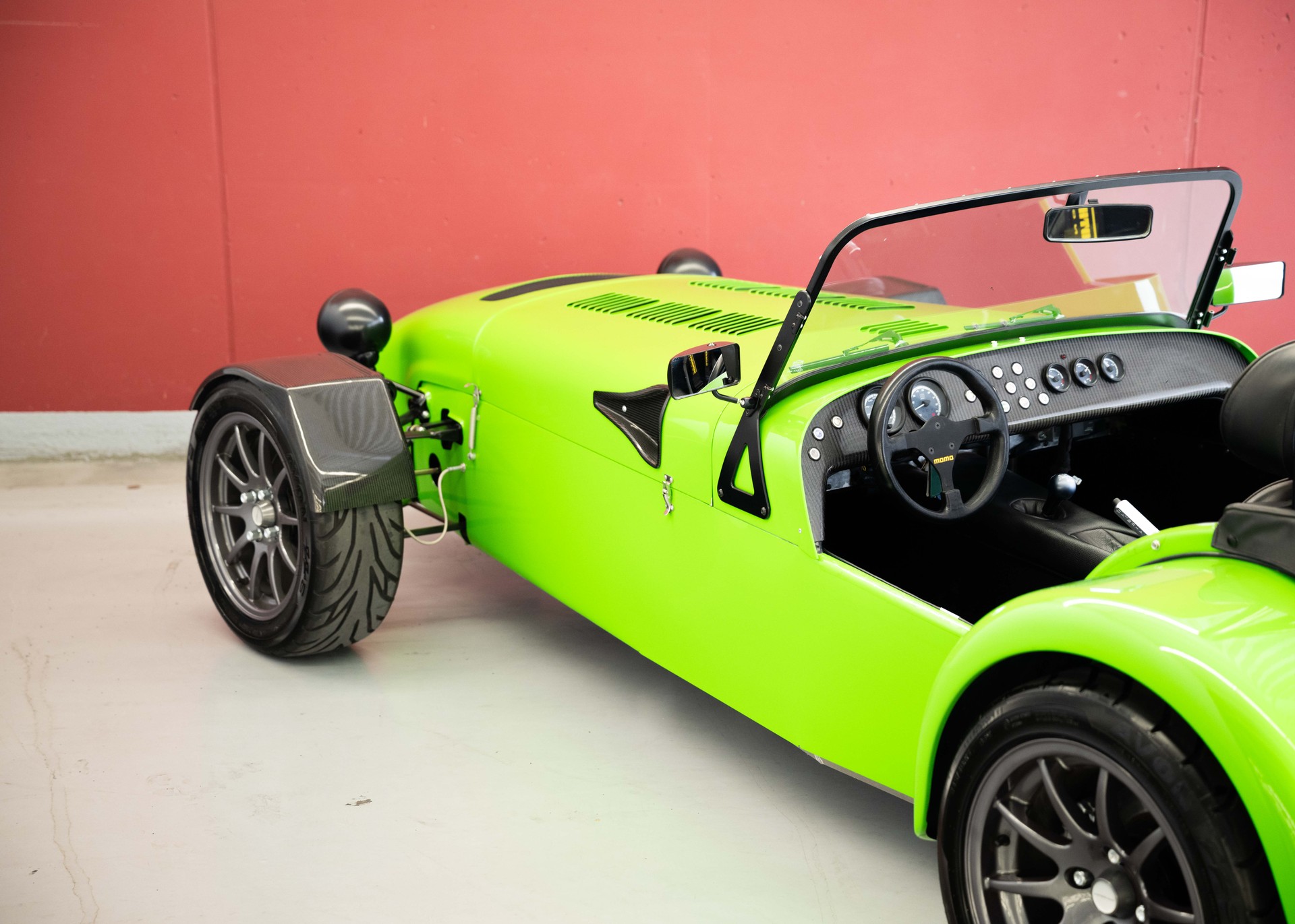 CATERHAM Seven 485 CSR (1st hand Swiss car, fantastic condition, 100% original, full Caterham service history)-image-12