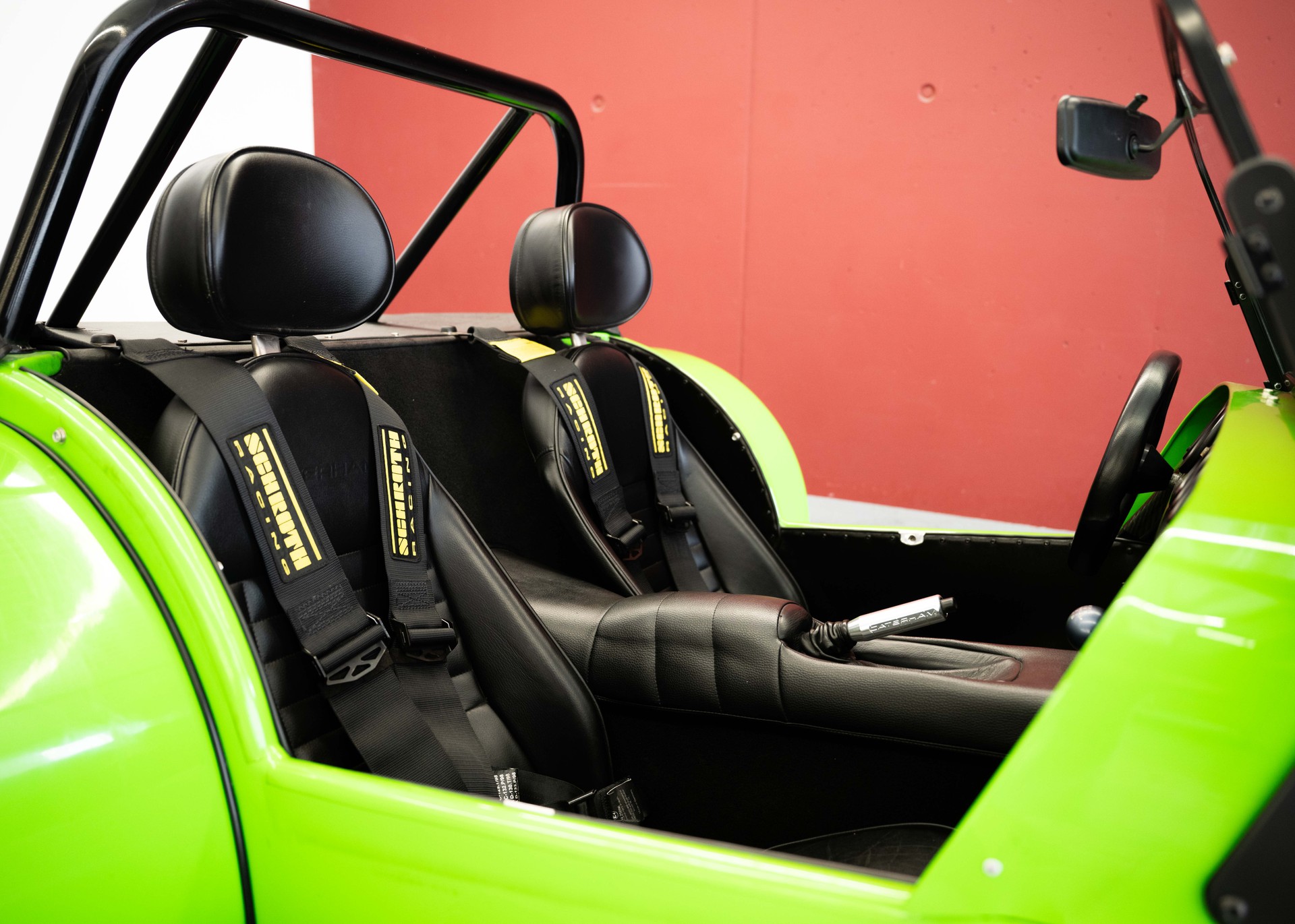 CATERHAM Seven 485 CSR (1st hand Swiss car, fantastic condition, 100% original, full Caterham service history)-image-28