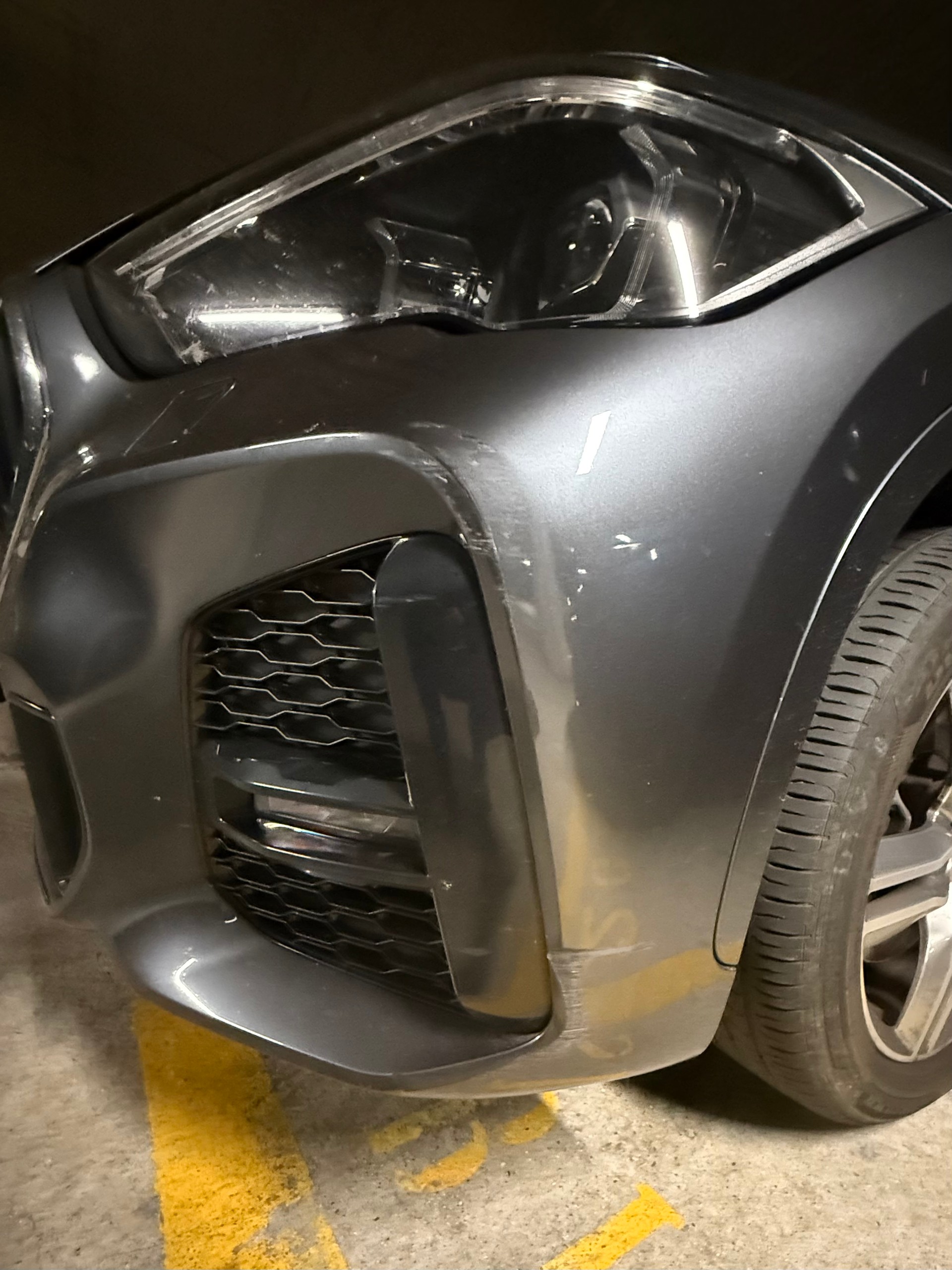 BMW 20i xDrive-image-5