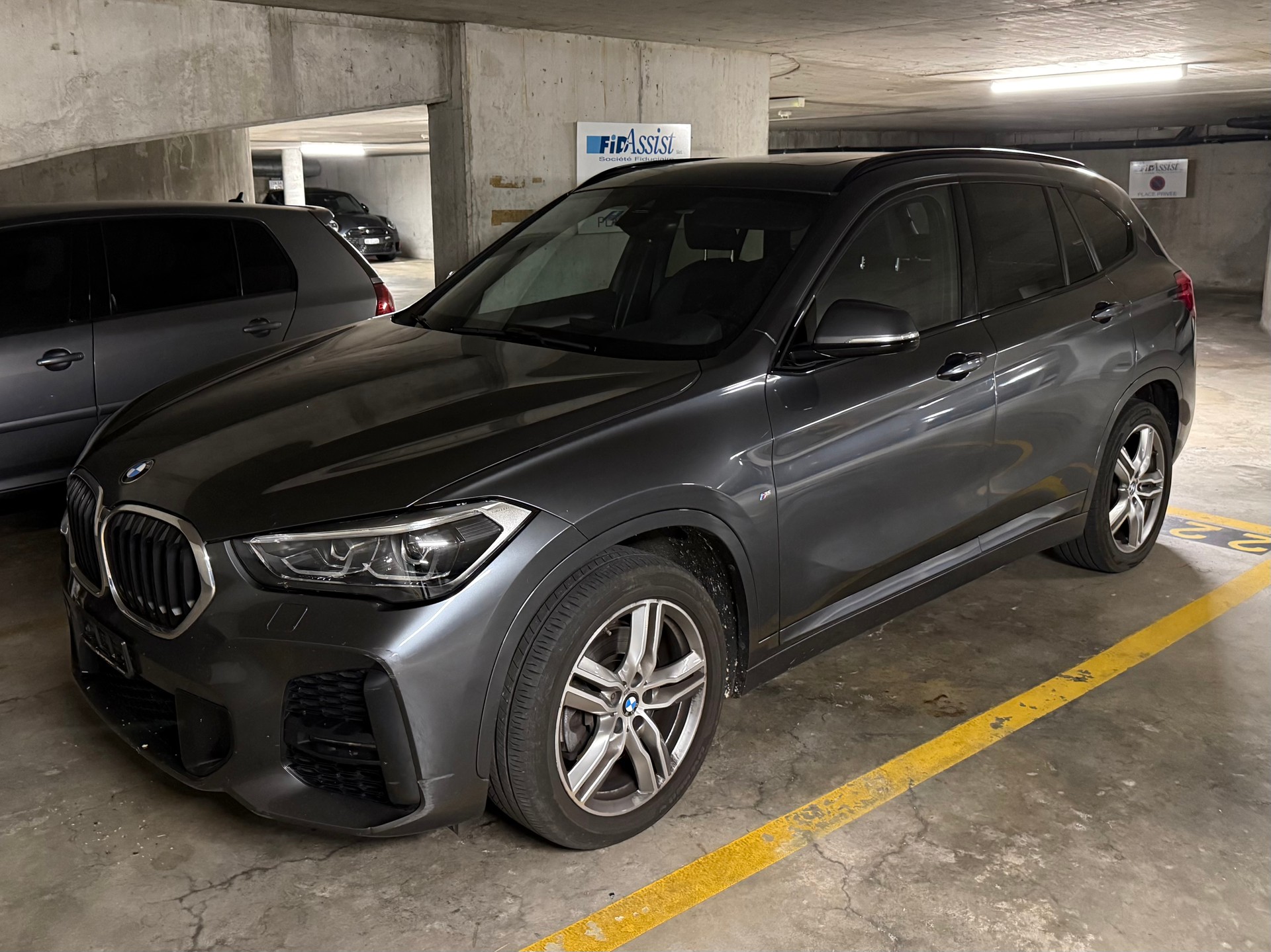 BMW 20i xDrive-image-0