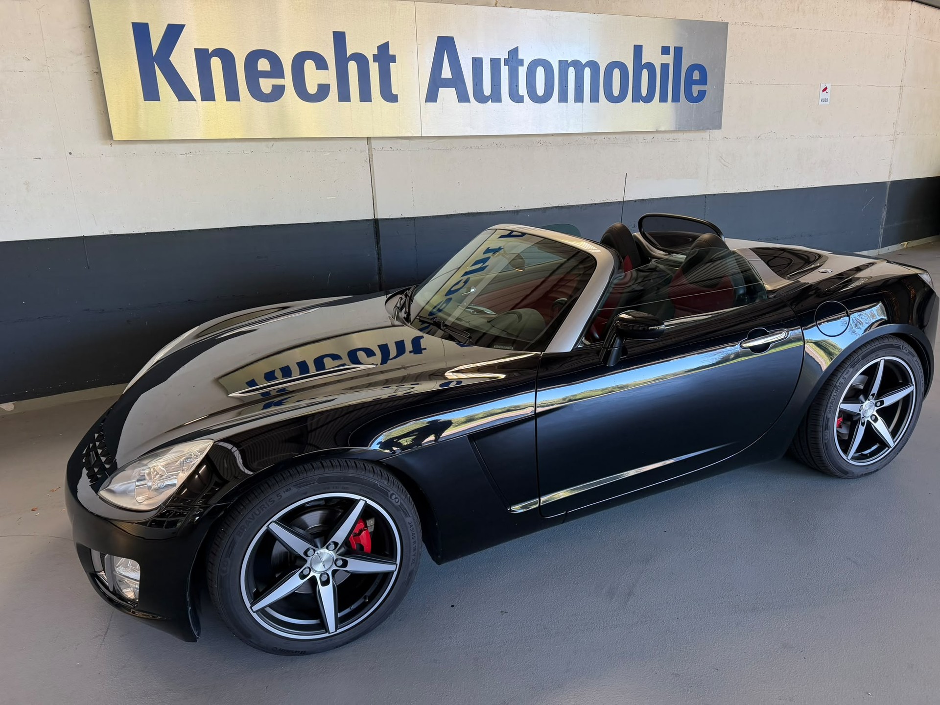 OPEL GT 2.0 Turbo-image-1