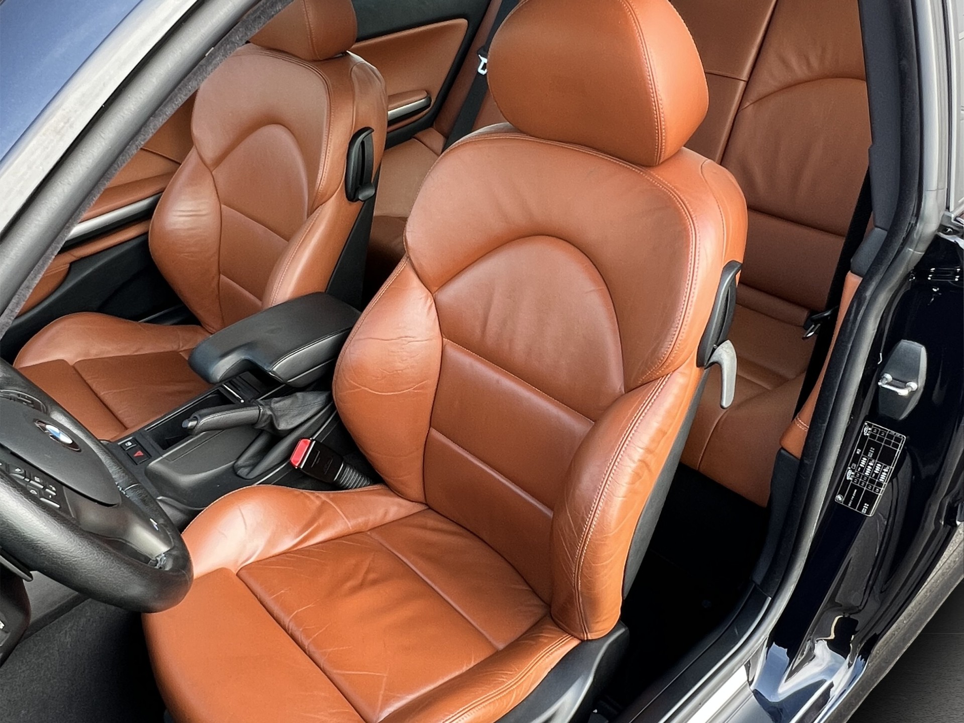 BMW M3 Coupé-image-5