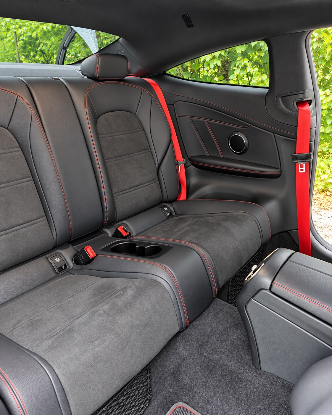 MERCEDES-BENZ C 43 AMG 4matic-image-5