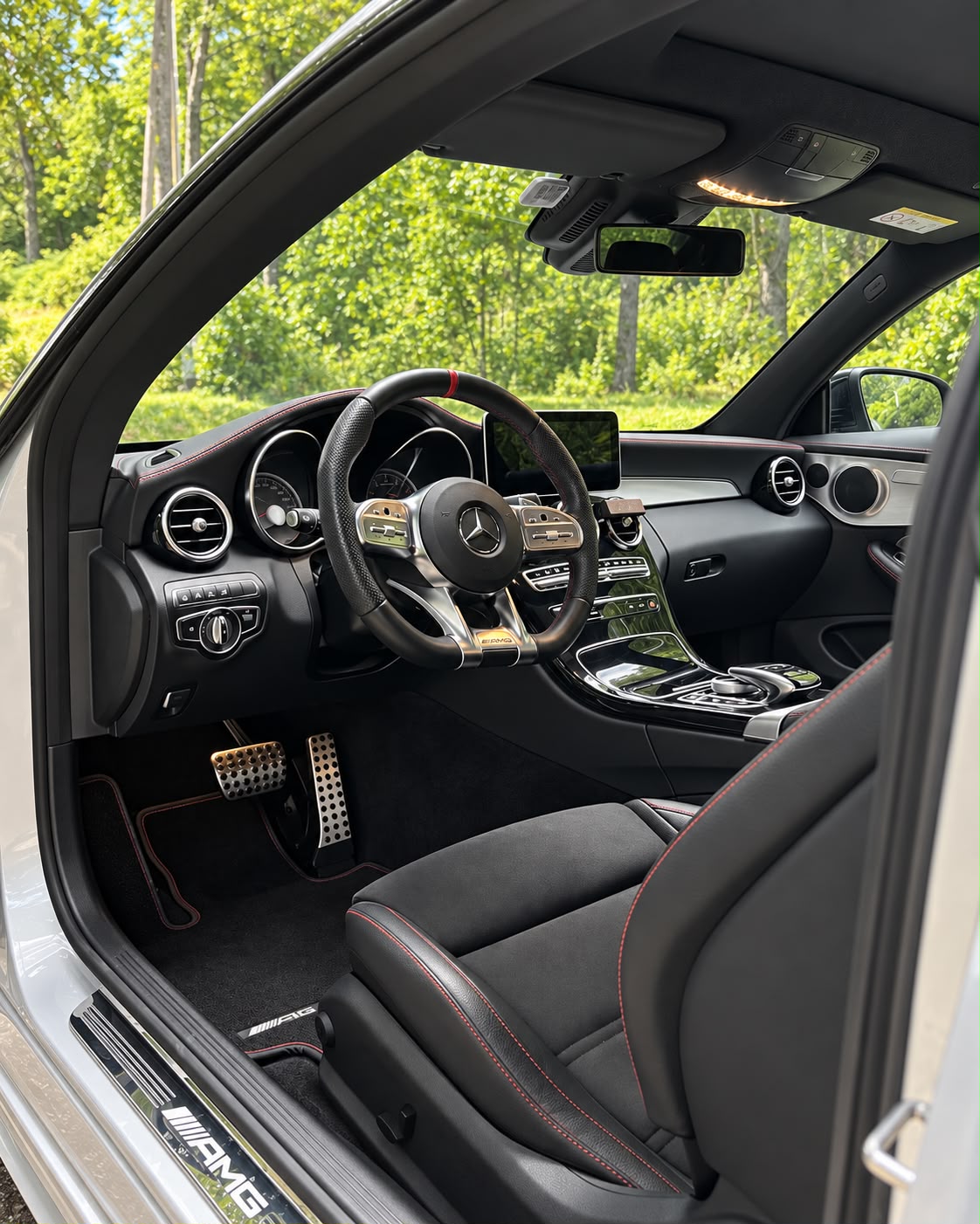 MERCEDES-BENZ C 43 AMG 4matic-image-3