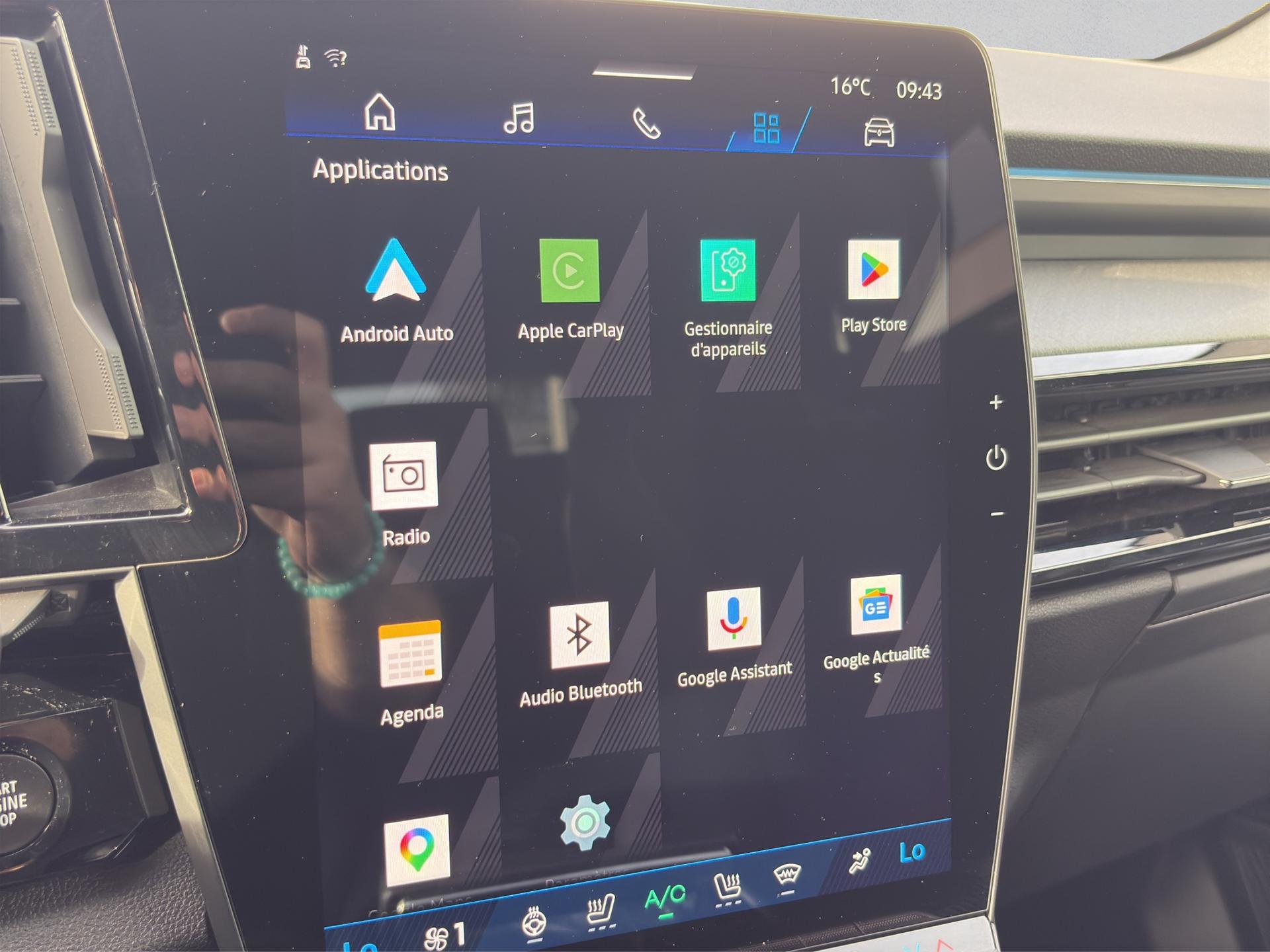RENAULT Rafale 1.2 E-Tech Hybrid 200 Esprit Alpine-image-12