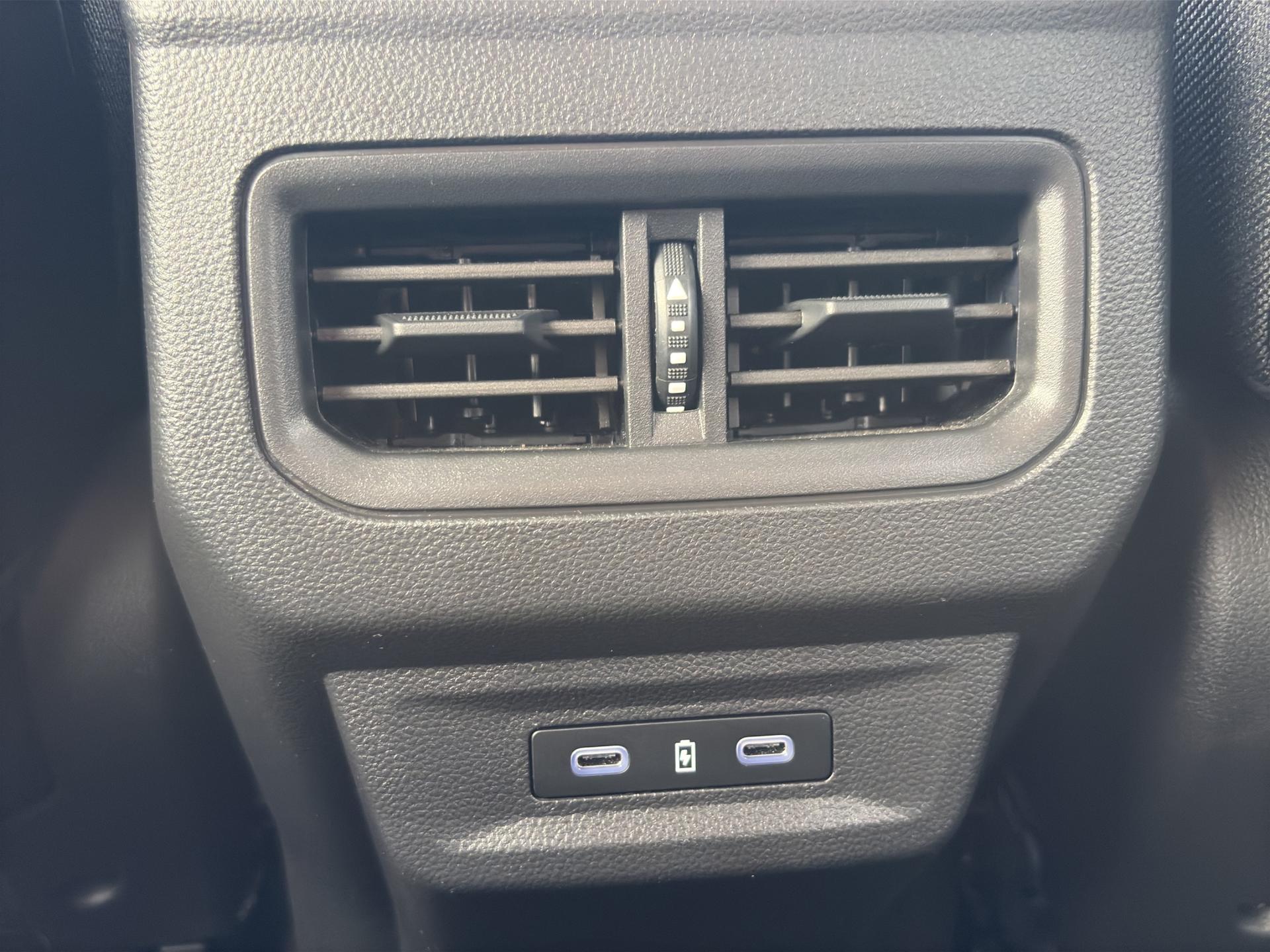 RENAULT Rafale 1.2 E-Tech Hybrid 200 Esprit Alpine-image-21