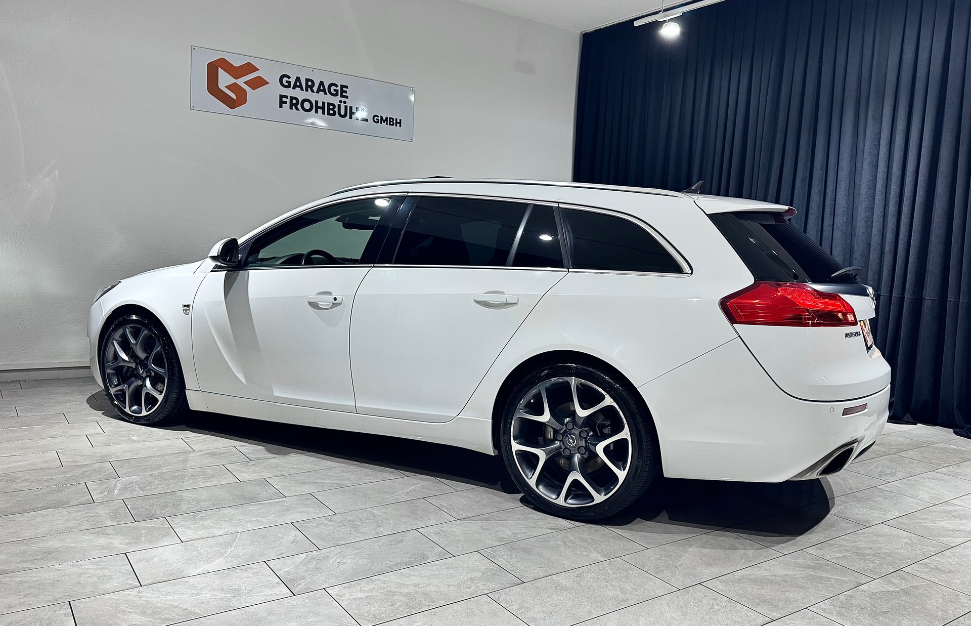 OPEL Insignia Sports Tourer 2.8 Turbo OPC 4WD-image-7