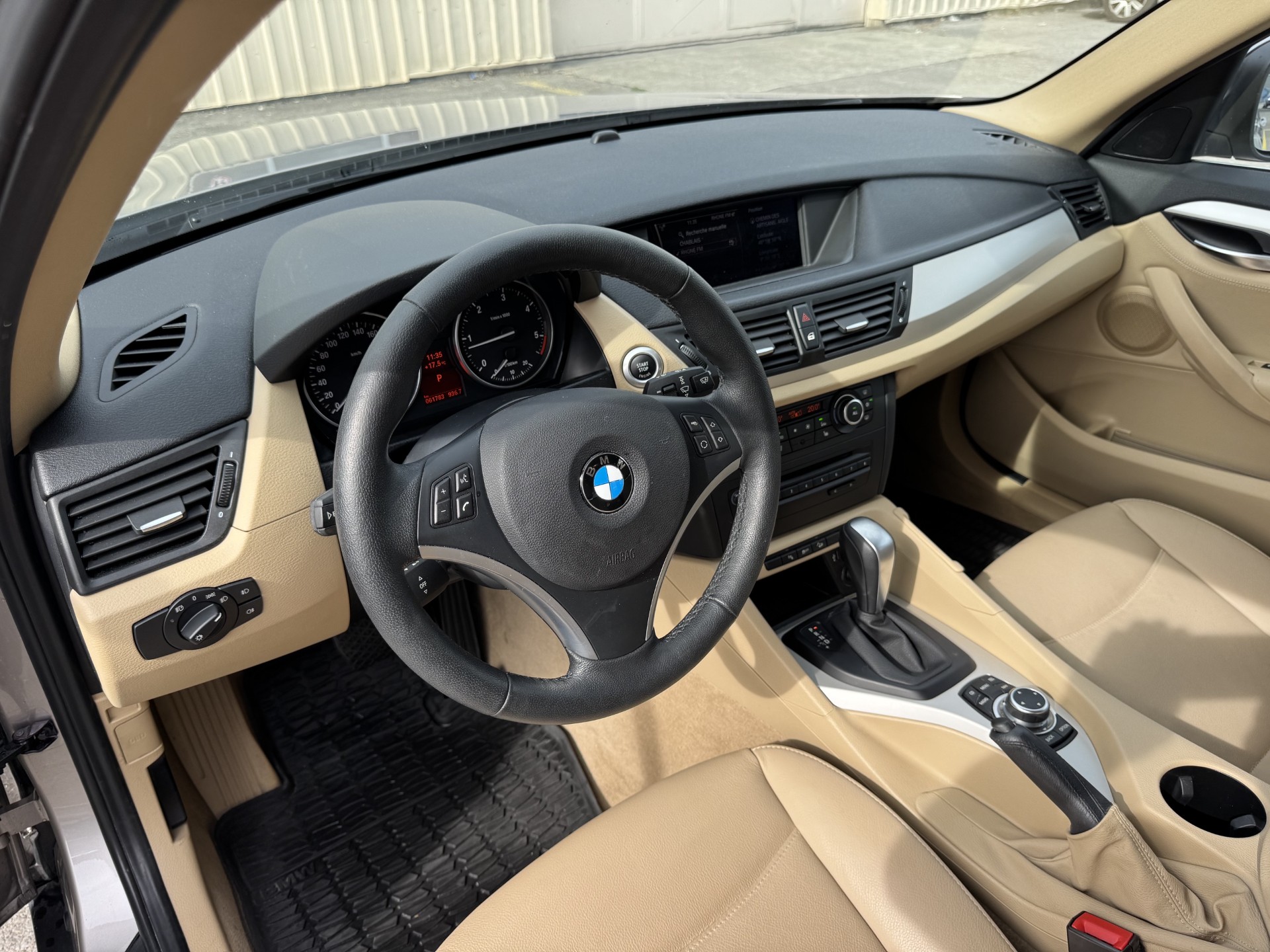 BMW X1 xDrive 23d Steptronic-image-8