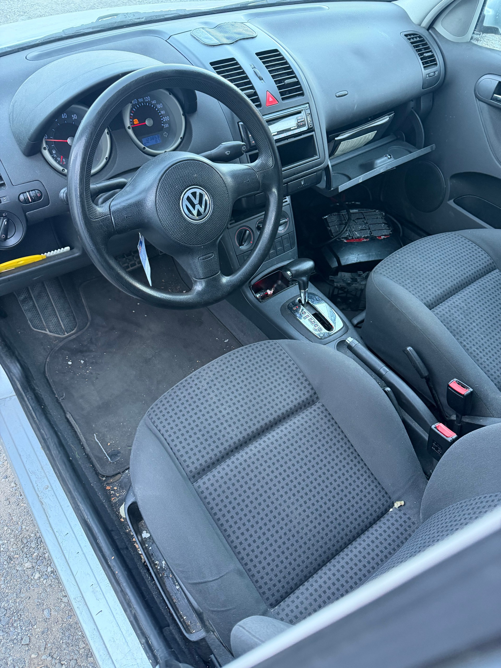 VW Polo 75 Highline-image-5