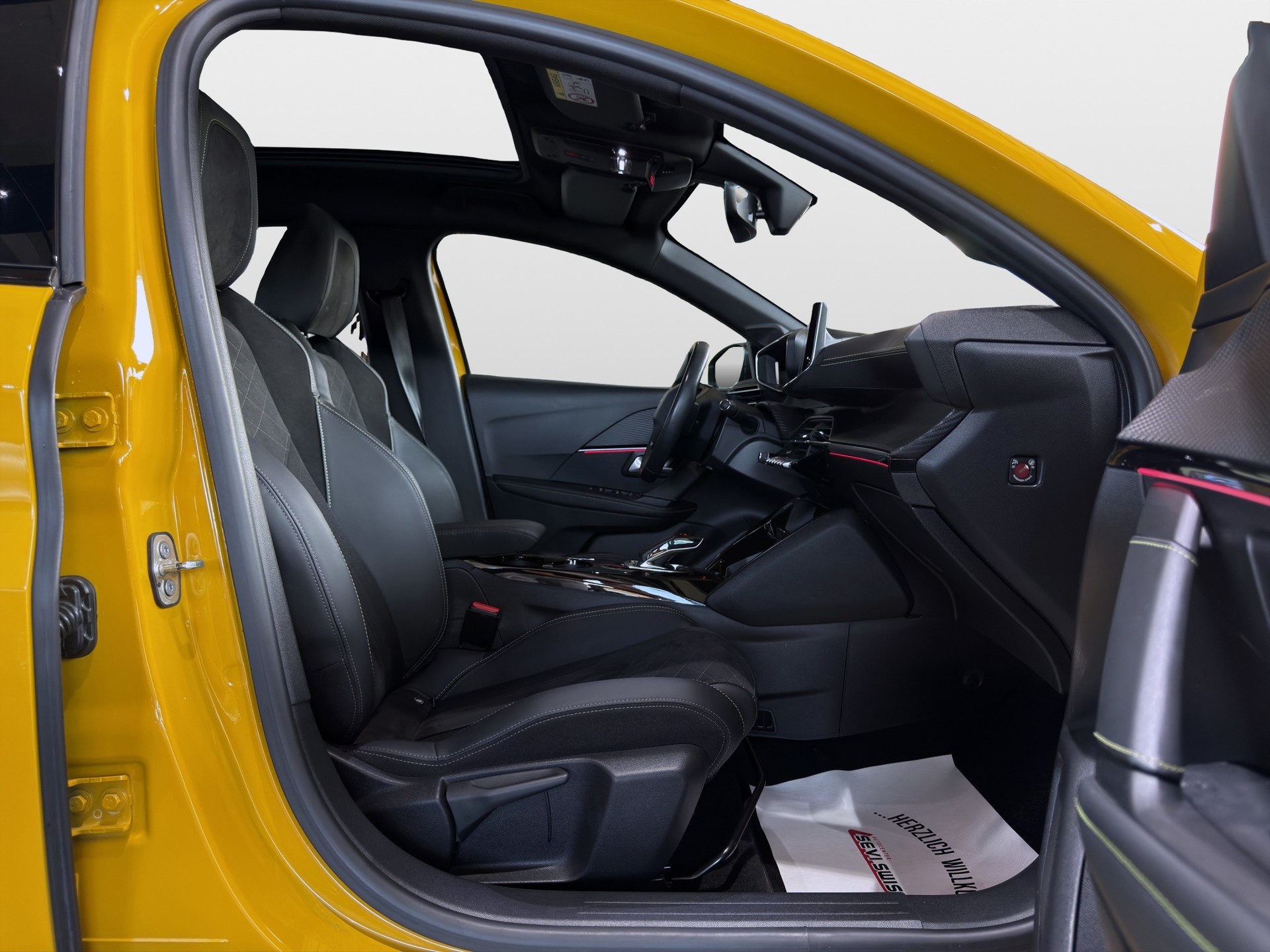 PEUGEOT 208 Elektrik GT Pack*Frisch ab MFK,1 Jahr oder 20'000km Garantie auf Motor und Getriebe*-image-18