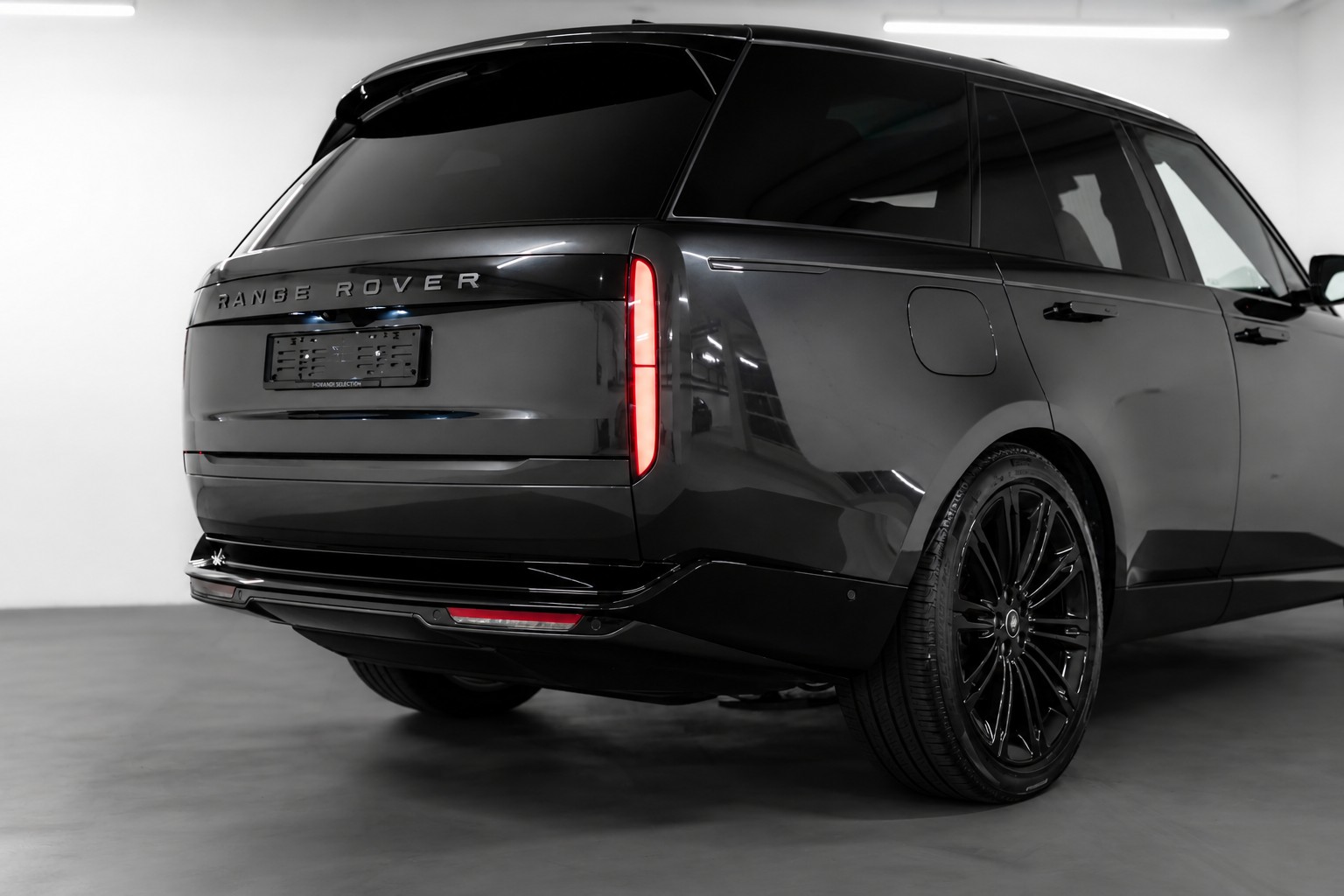 LAND ROVER Range Rover 3.0 D I6 350 HSE-image-5