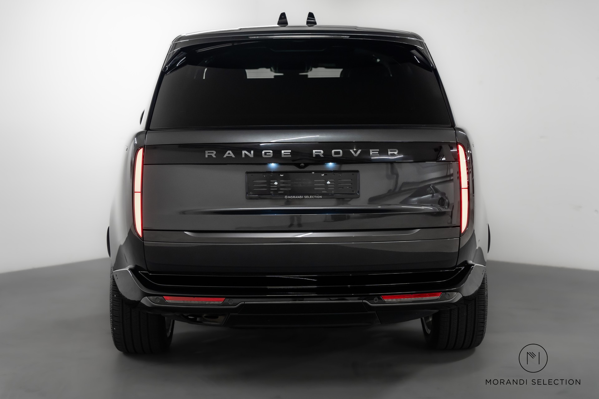 LAND ROVER Range Rover 3.0 D I6 350 HSE-image-4