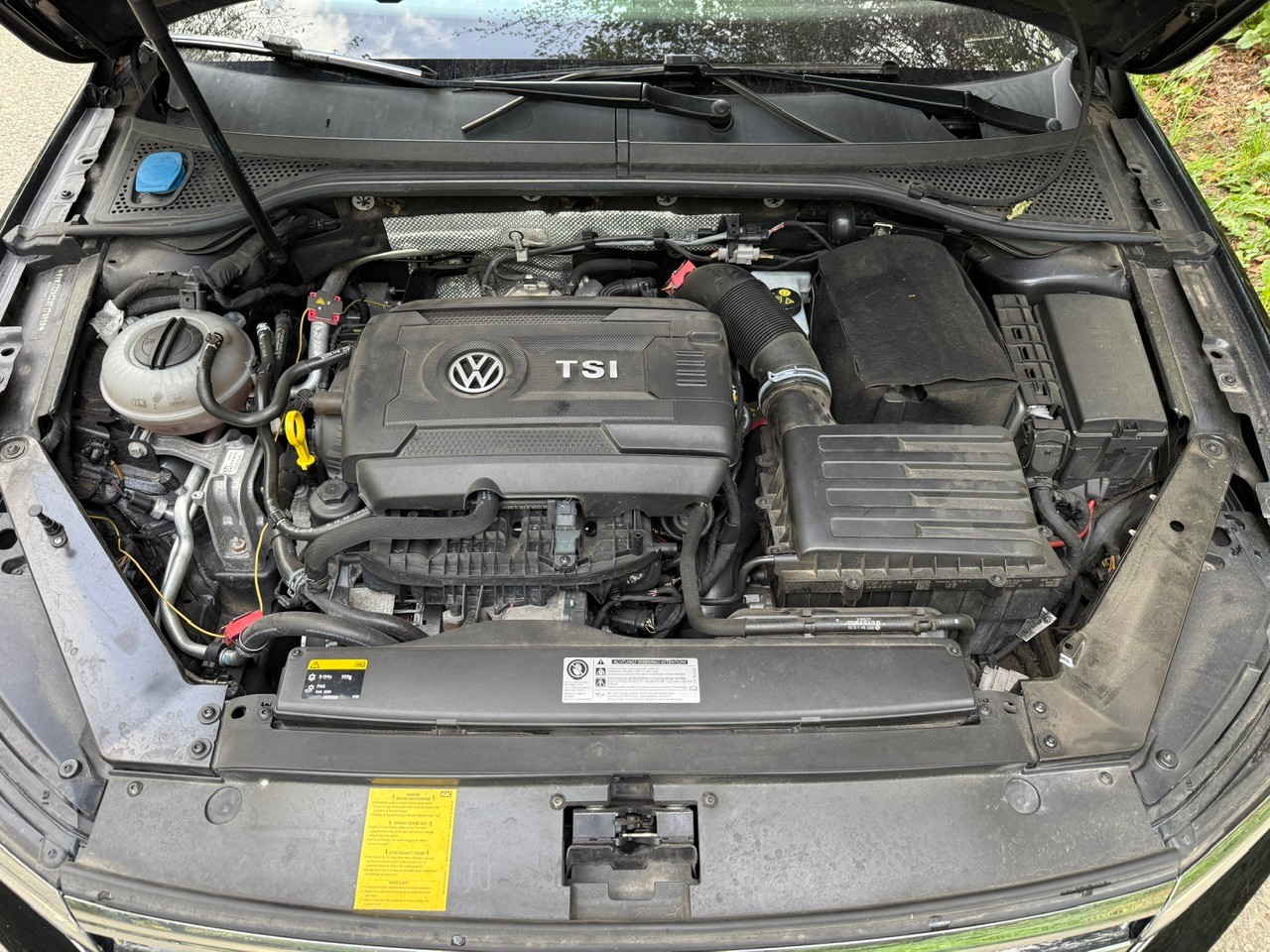 VW Passat Variant 2.0 TSI R-Line 280 PS BMT Highline 4Motion DSG-image-15