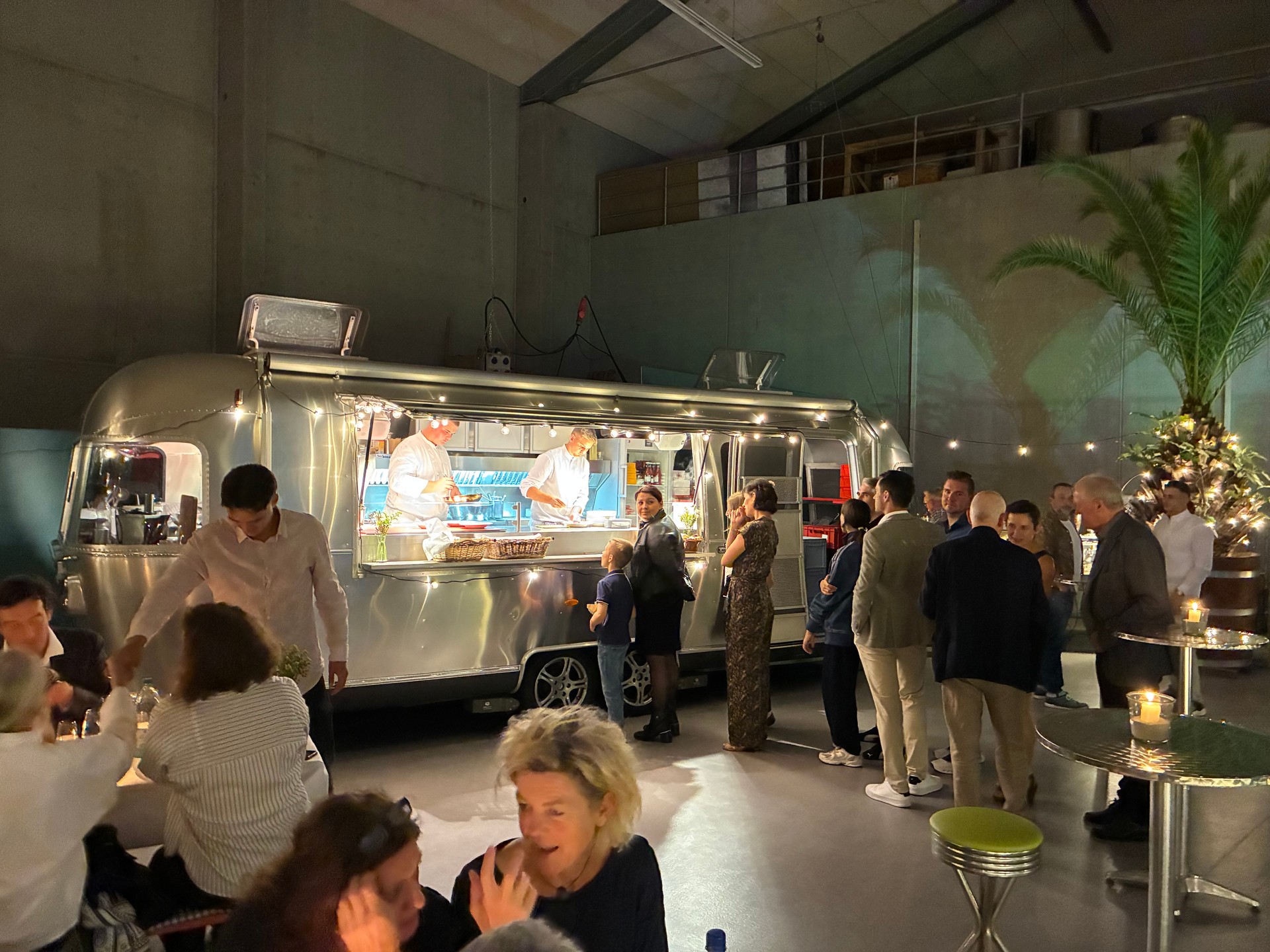 AIRSTREAM Diner XL-image-2