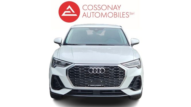AUDI Q3 35 TFSI Attraction S-tronic-image-1