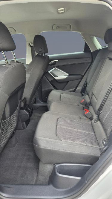 AUDI Q3 35 TFSI Attraction S-tronic-image-15