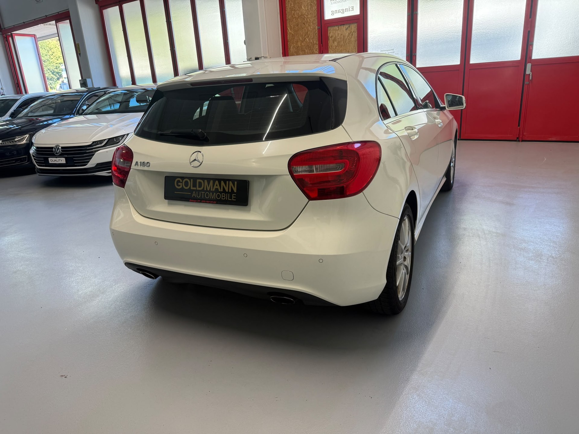 MERCEDES-BENZ A 180 Urban-image-6