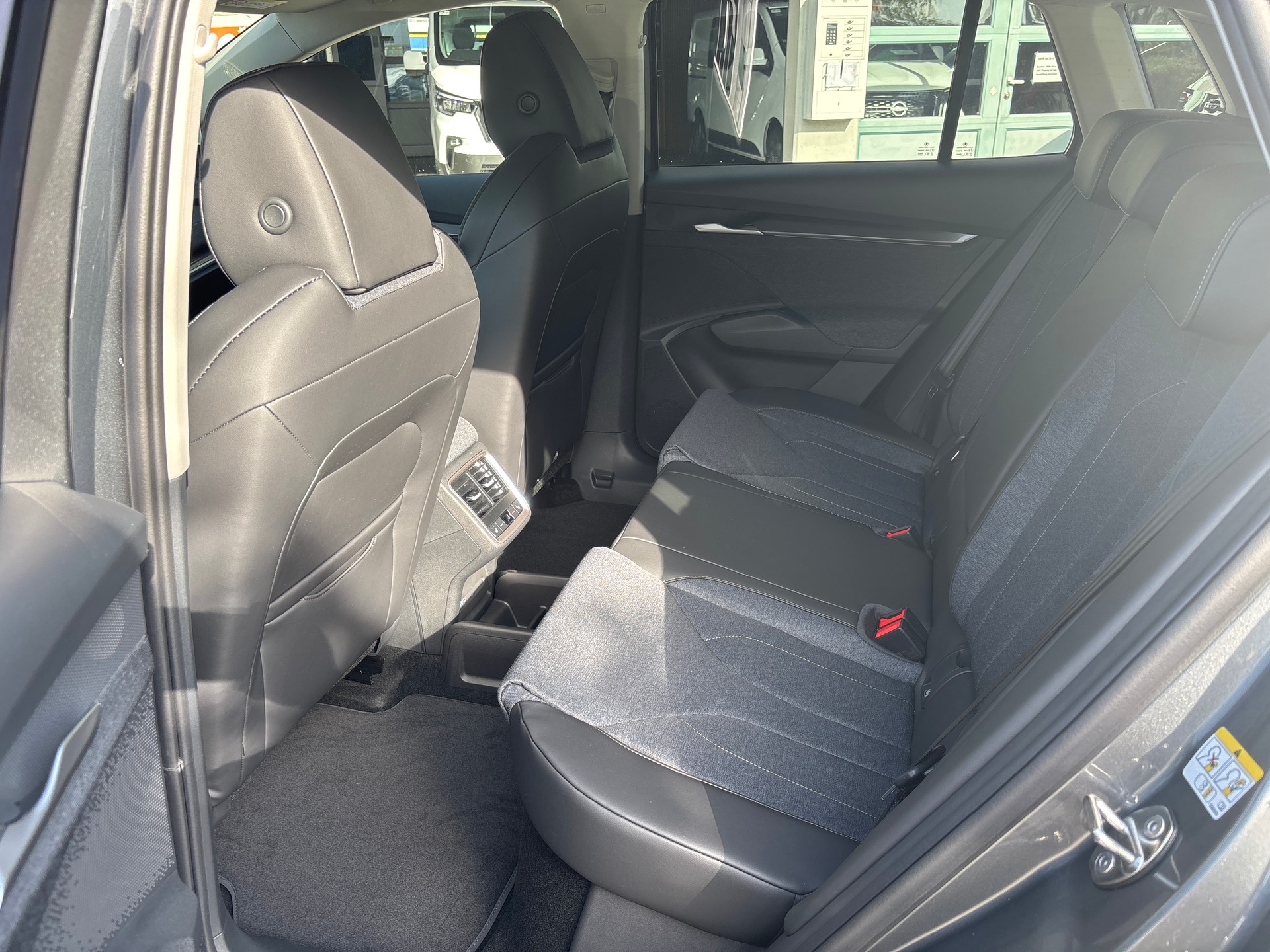 SKODA Elroq 85 Selection-image-15