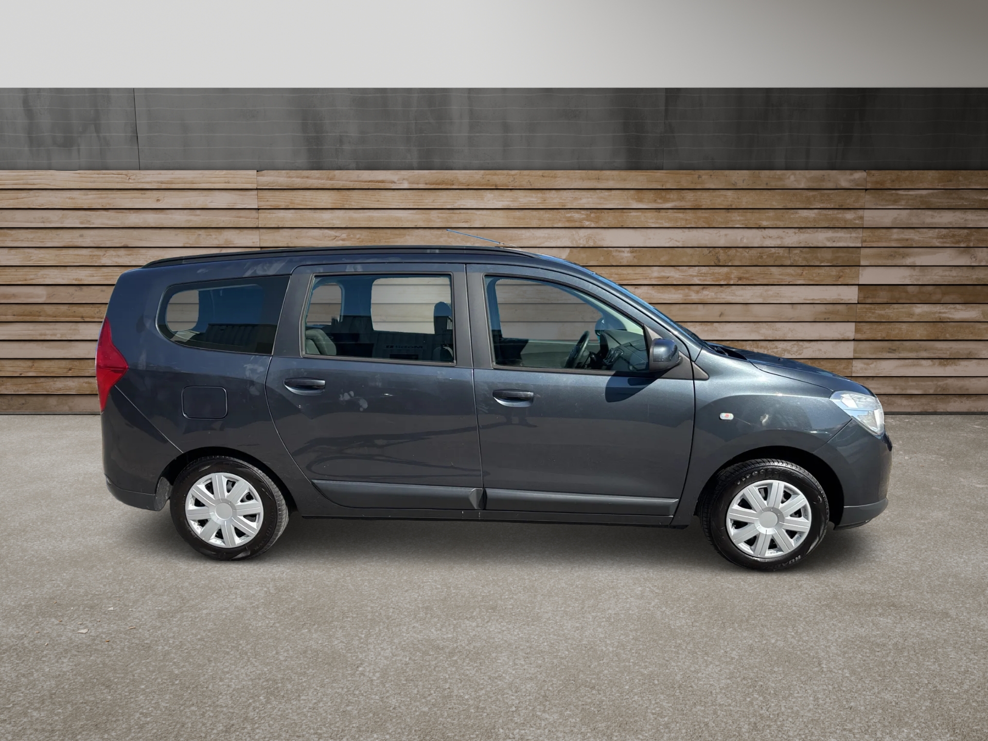 DACIA Lodgy 1.6 Ambiance 5PL-image-2