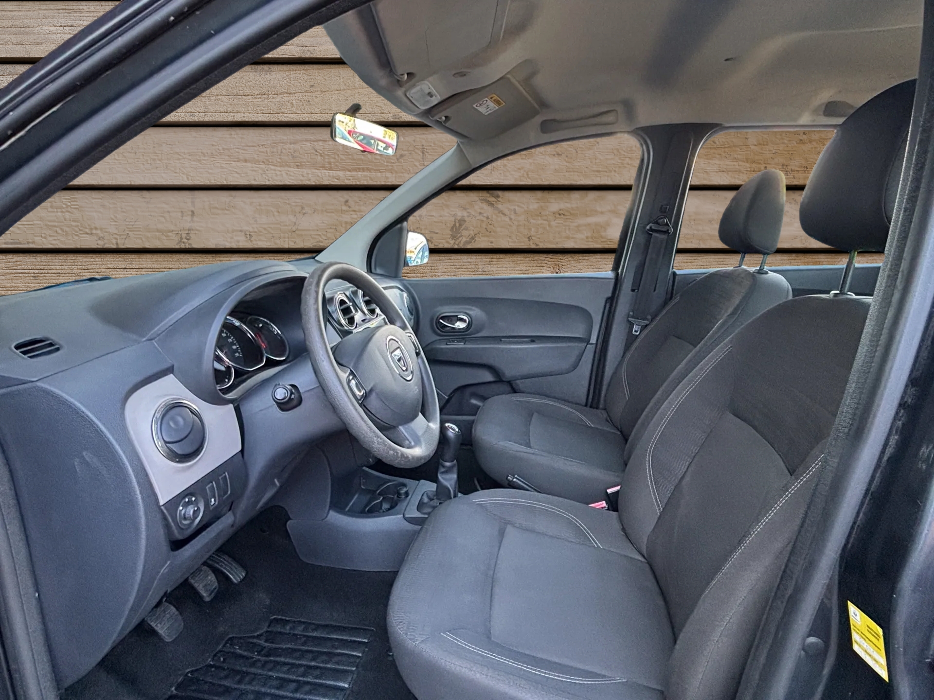 DACIA Lodgy 1.6 Ambiance 5PL-image-7