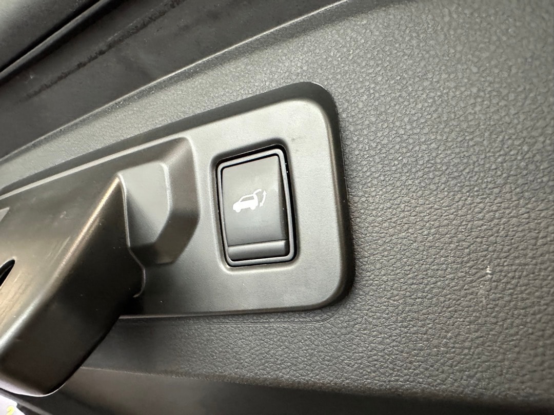 RENAULT Espace 1.2 E-Tech 200 Esprit Alpine 5-Sitze-image-9