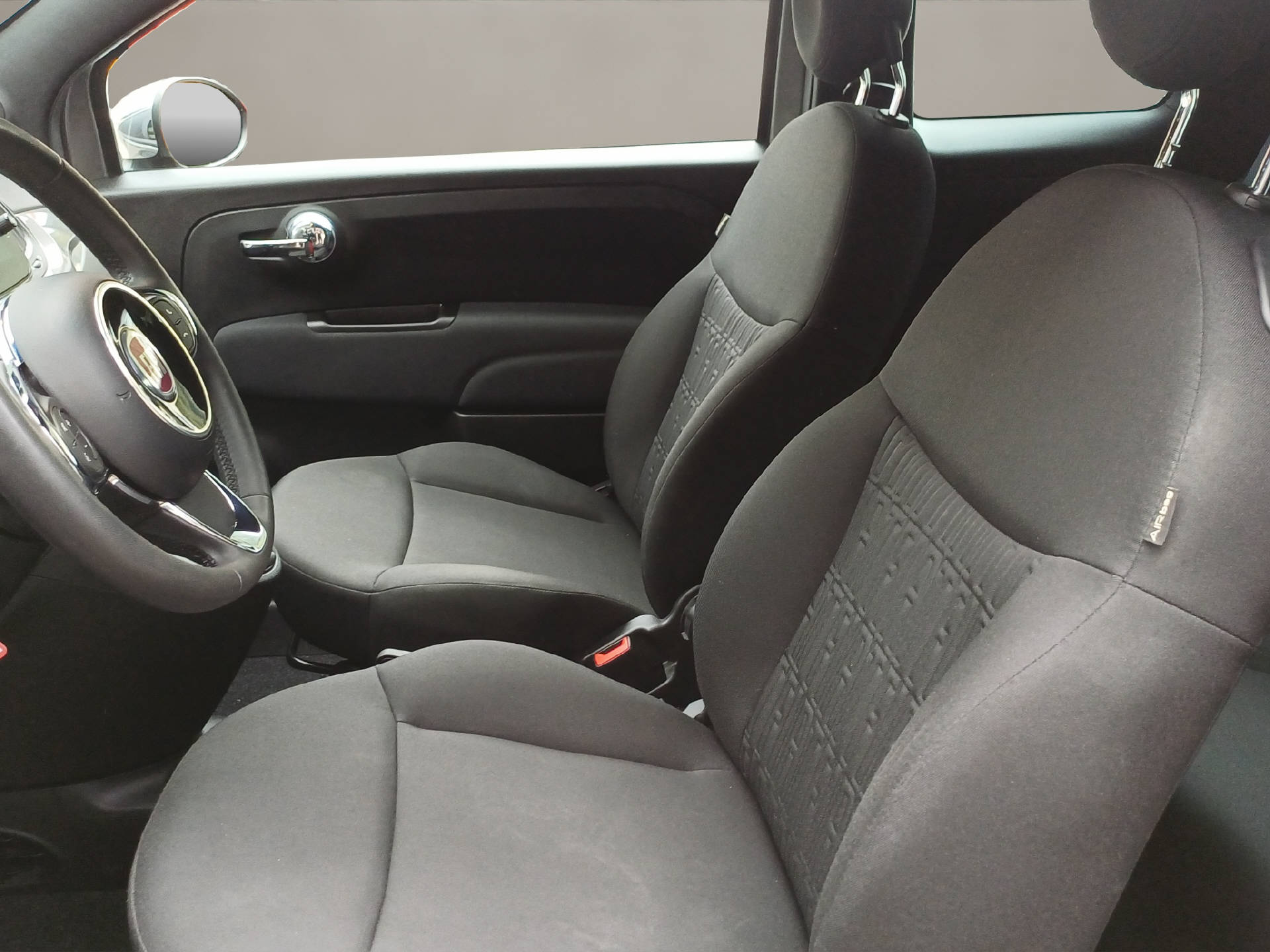 FIAT 500 1.0 Hybrid Swiss Edition-image-14