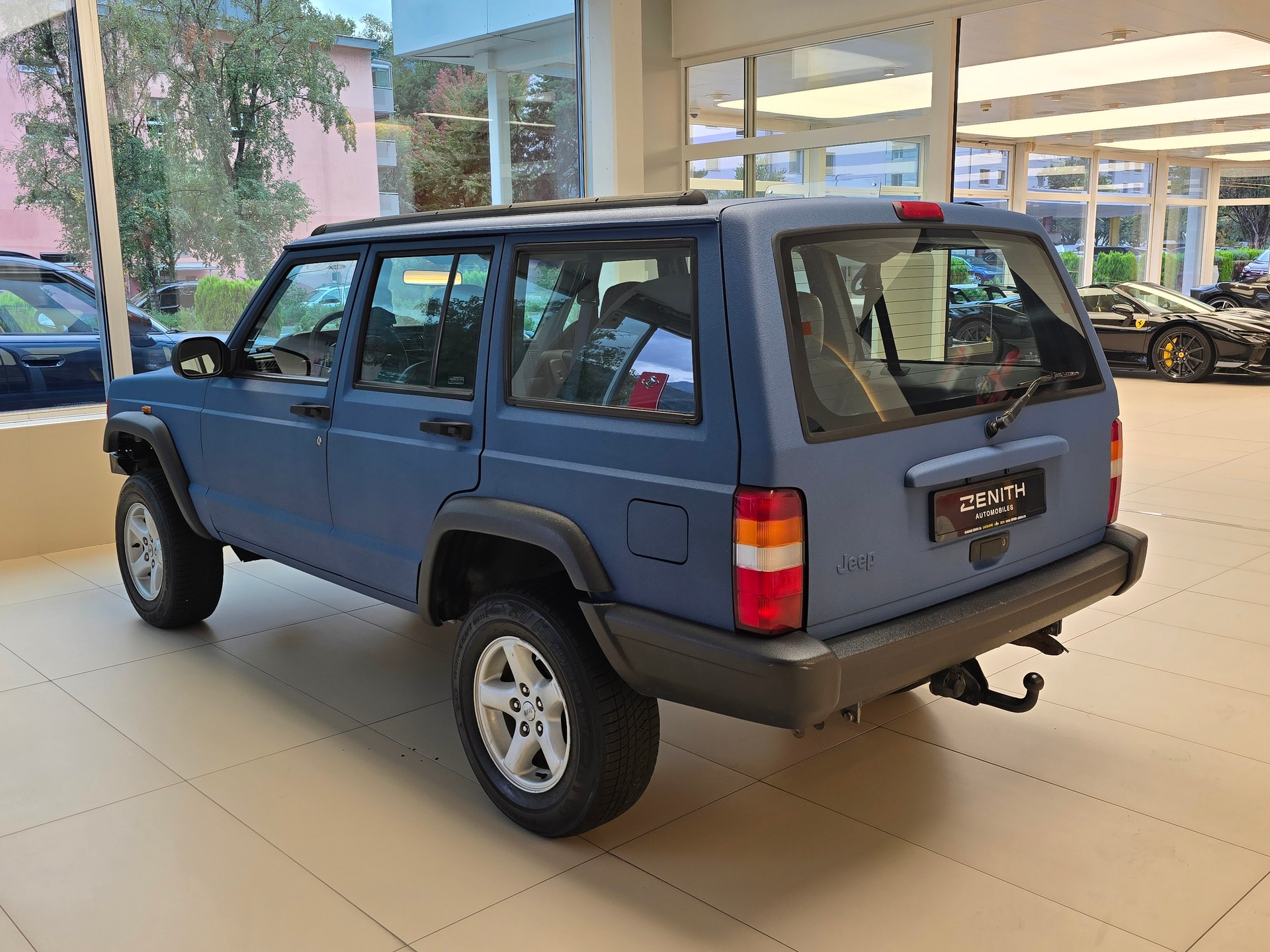 JEEP Cherokee 2.5 TD - MFK-a 01.2025-image-6