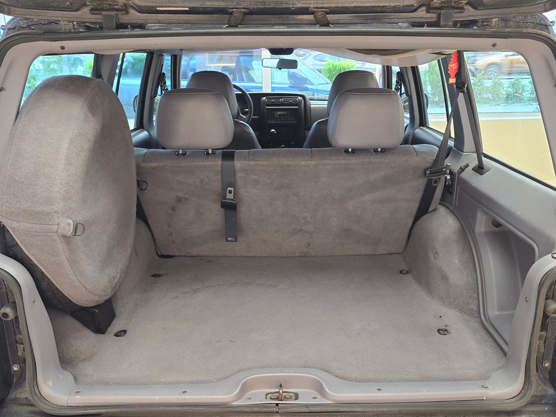 JEEP Cherokee 2.5 TD - MFK-a 01.2025-image-14