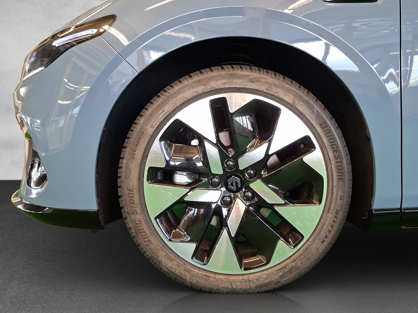 LEAPMOTOR B05 EV 67kWh-image-15