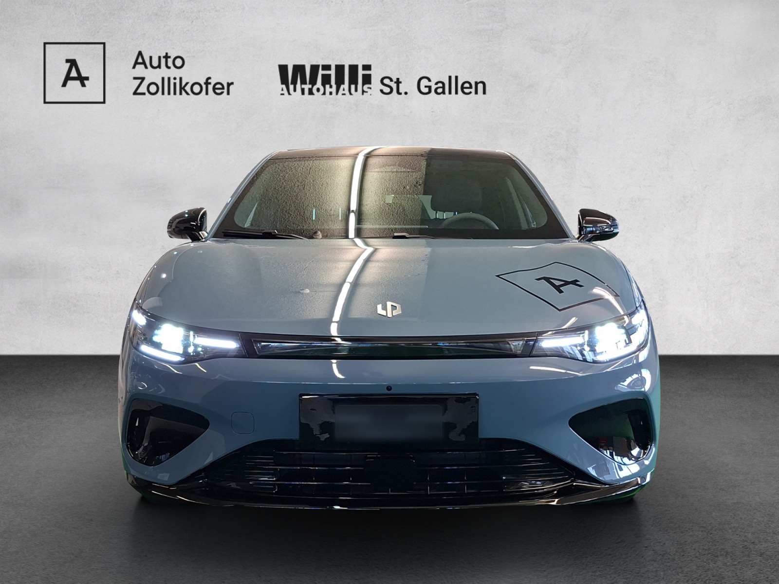 LEAPMOTOR B05 EV 67kWh-showroom-element-1