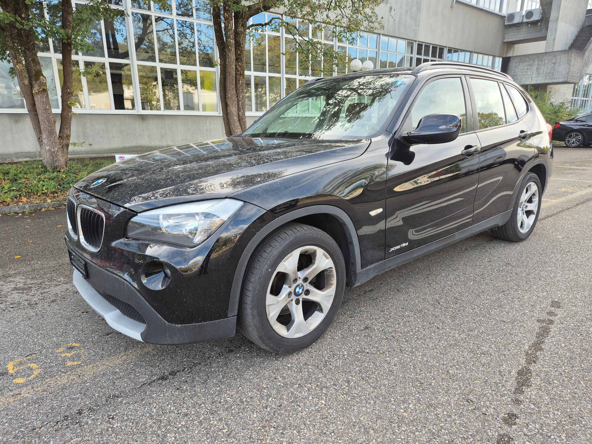 BMW X1 xDrive 18d-image-2