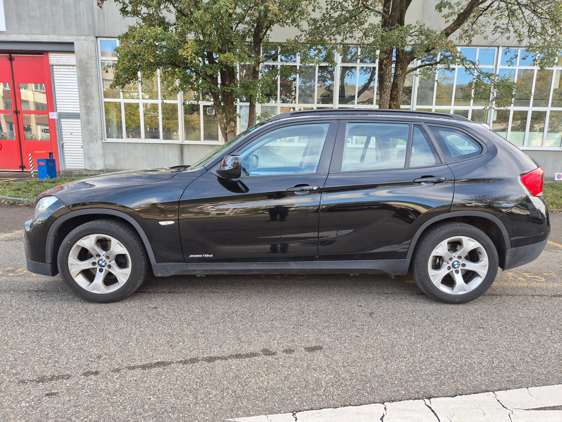 BMW X1 xDrive 18d-image-3