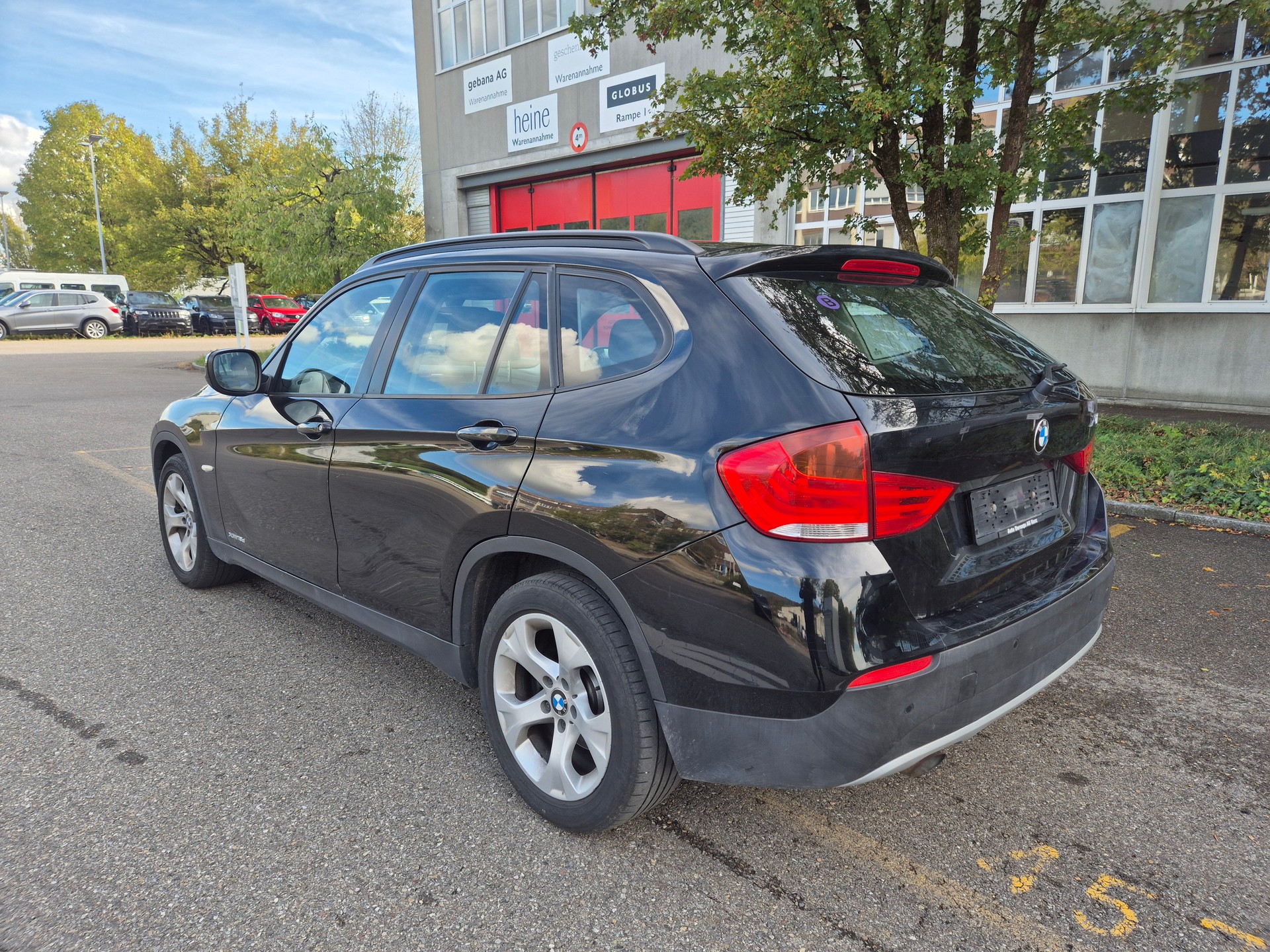 BMW X1 xDrive 18d-image-5