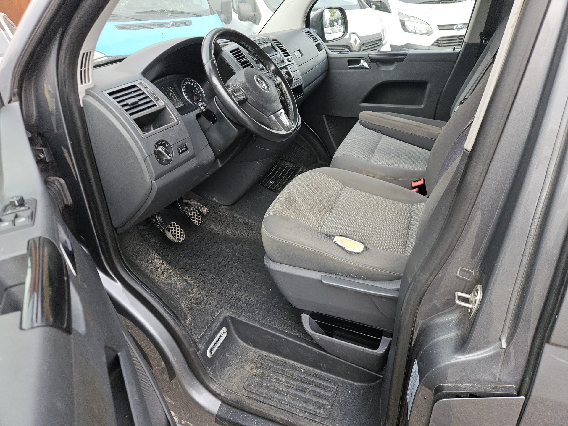 VW T5 Caravelle Comfortline 2.0 TDI CR 4Motion-image-10