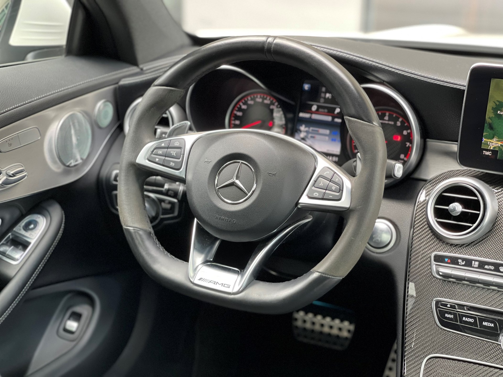 MERCEDES-BENZ C 63 S AMG Speedshift-image-15