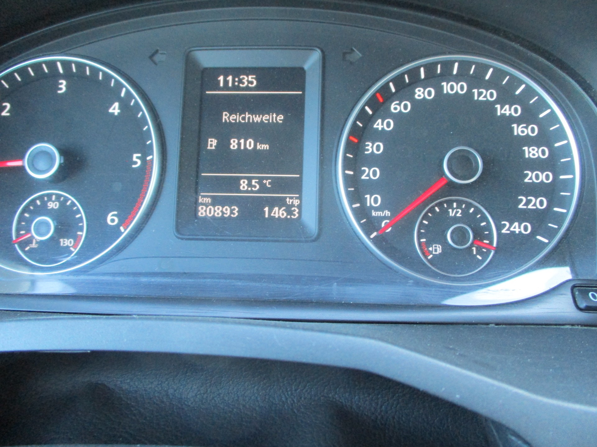 VW Caddy Maxi 2.0TDI 4Motion BlueMotion Technology-image-14