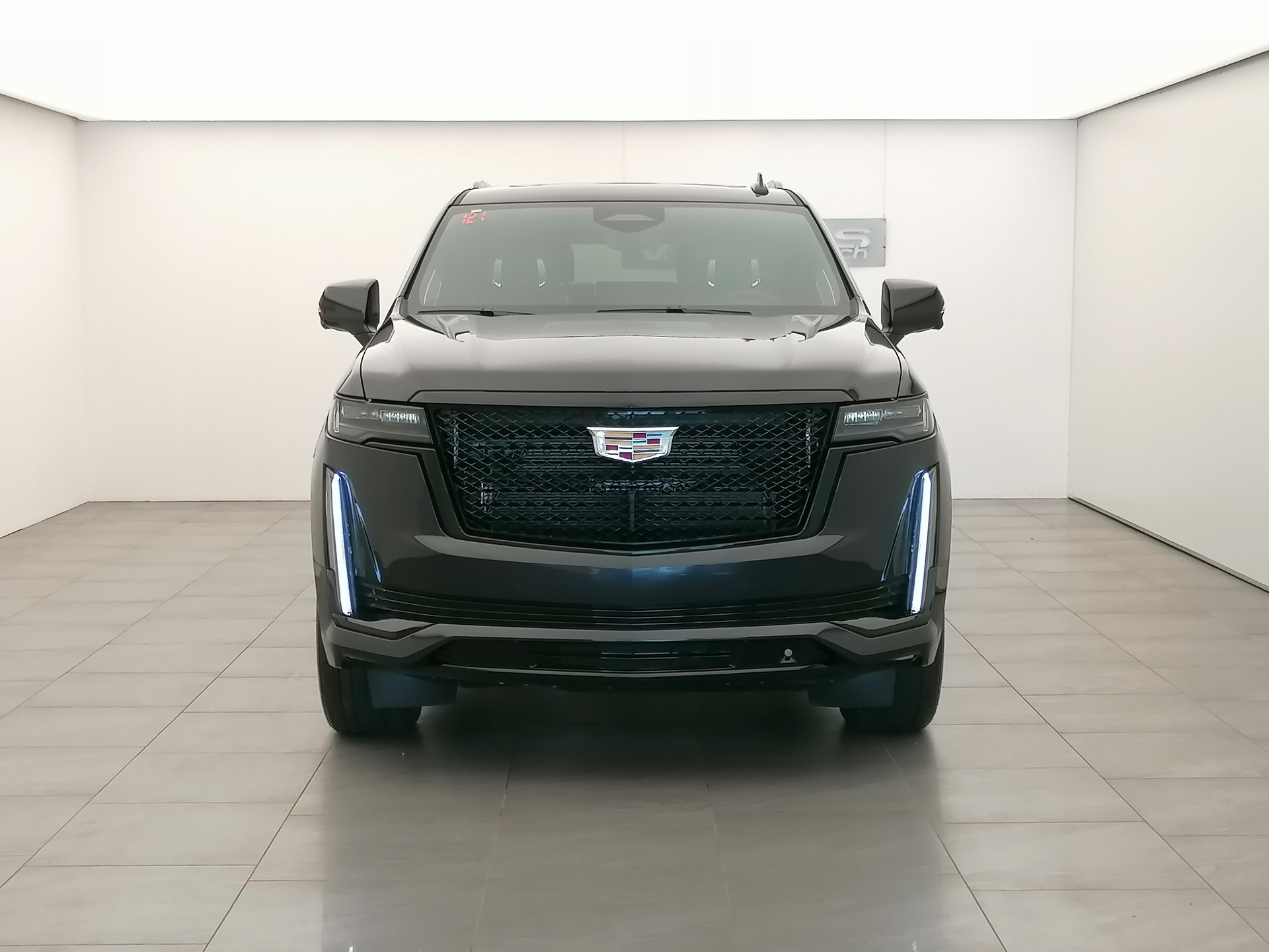 CADILLAC Escalade 6.2 ESV Platinum Sport AWD-image-1