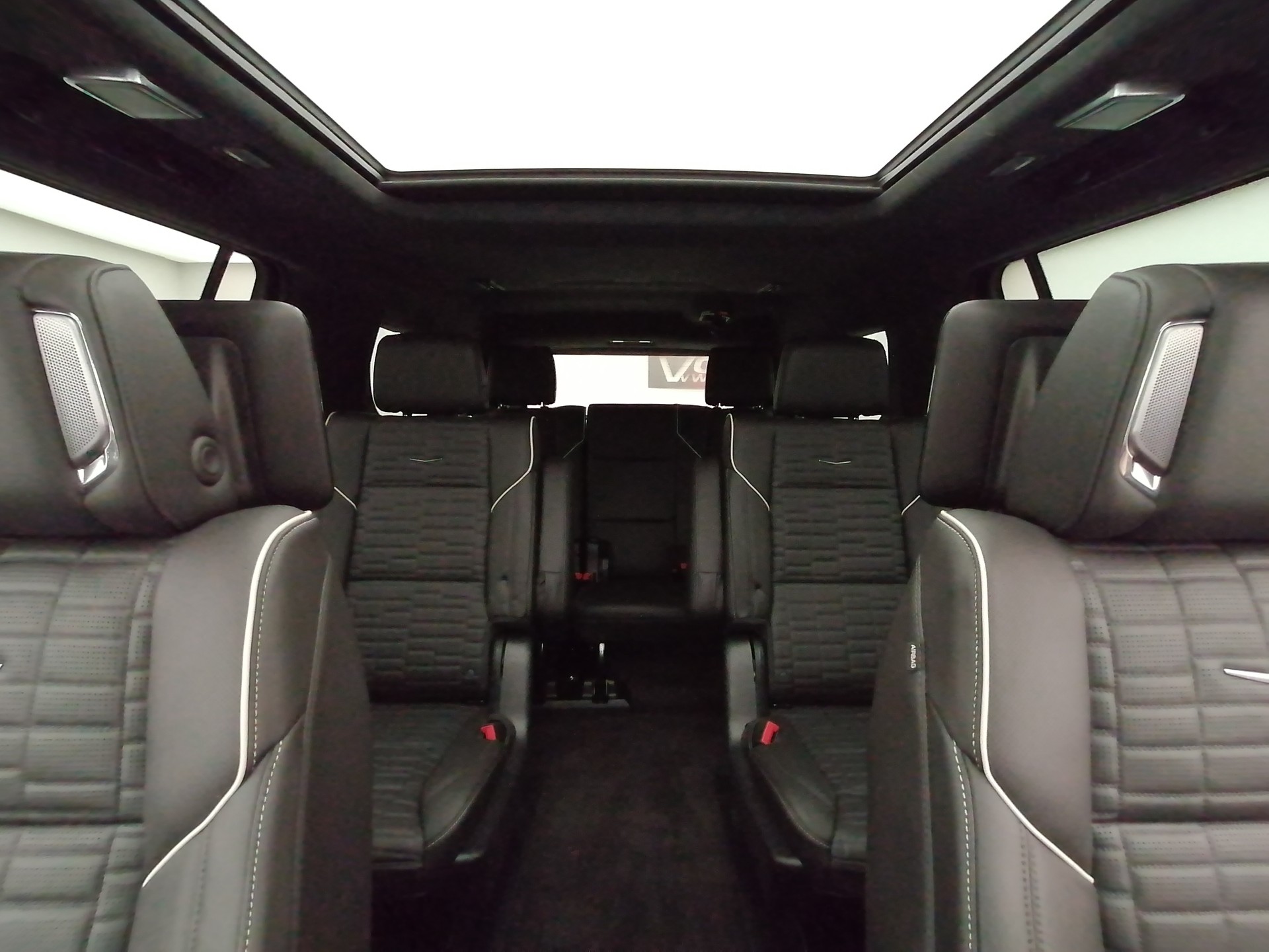 CADILLAC Escalade 6.2 ESV Platinum Sport AWD-image-9