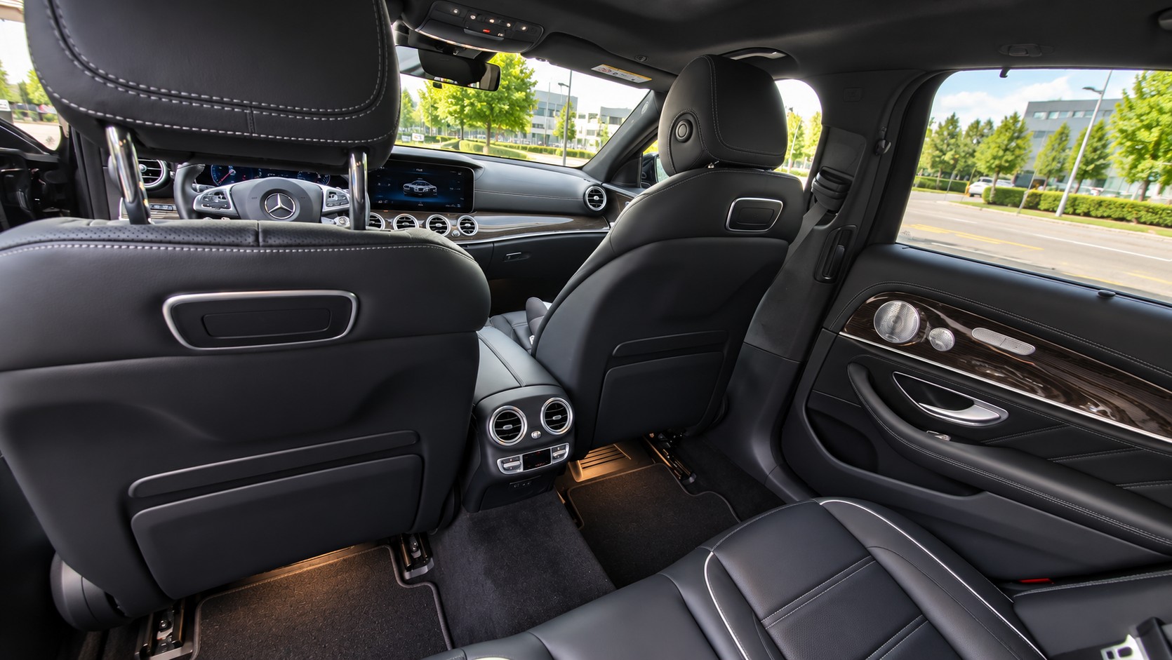MERCEDES-BENZ E 63 AMG S Edition 1 4 Matic 9G-Tronic-image-3