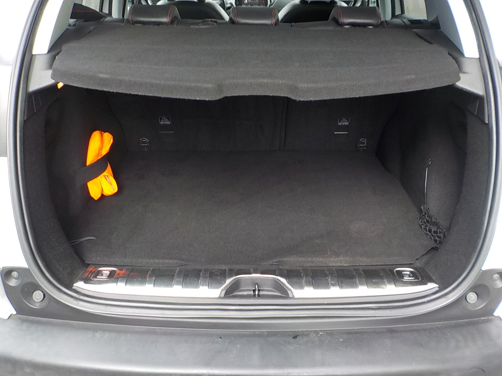 PEUGEOT 2008 1.2 PureTech GT Line EAT6-image-5