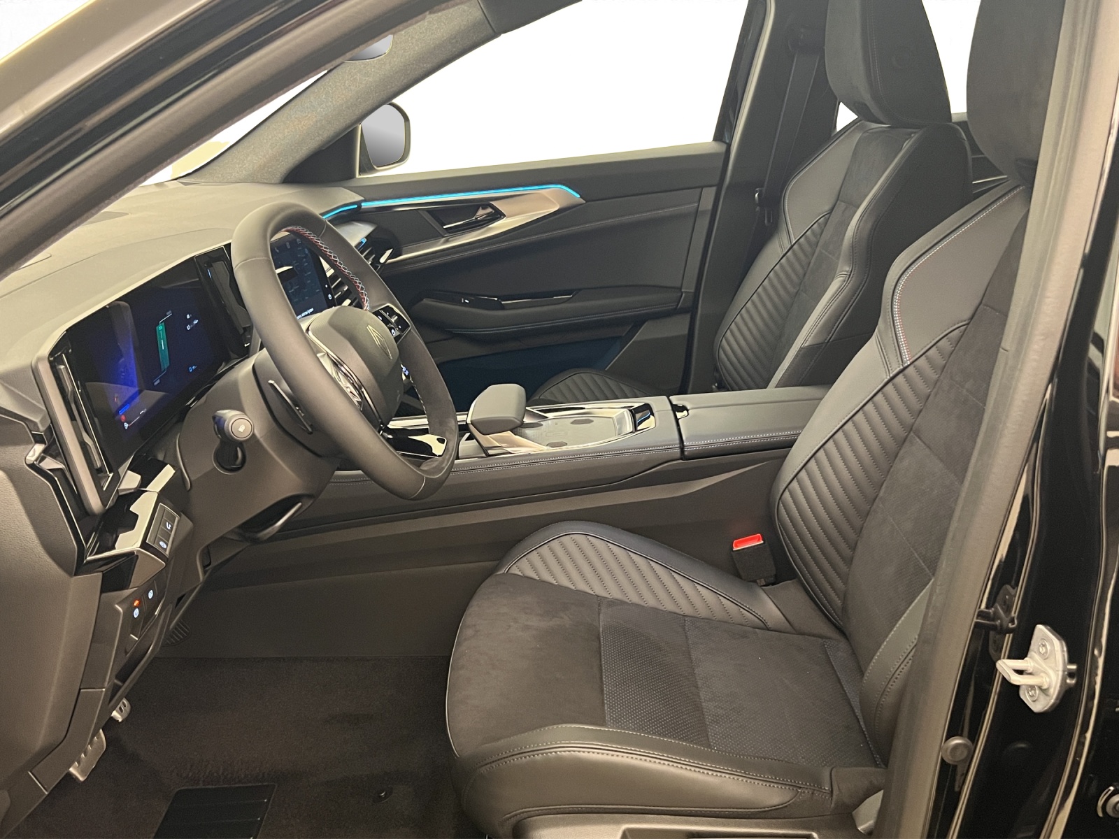RENAULT Rafale - esprit Alpine full hybrid E-Tech 200-image-4