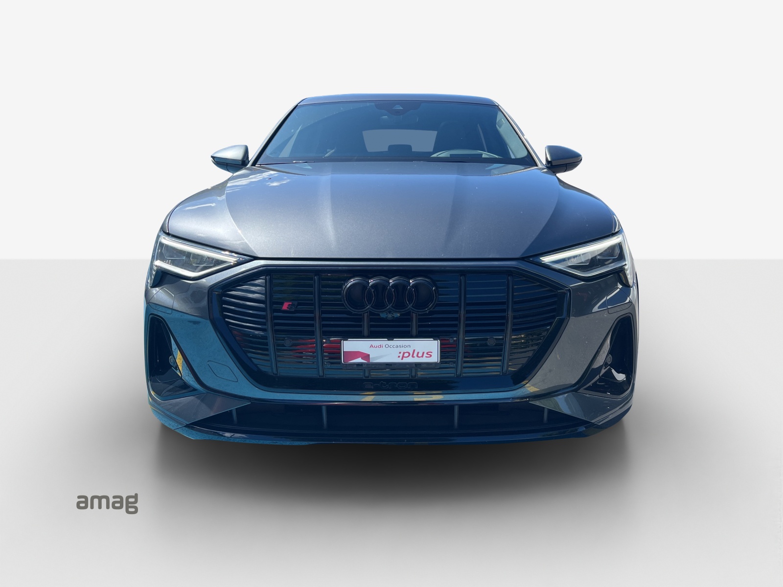 AUDI e-tron S Sportback quattro-image-6