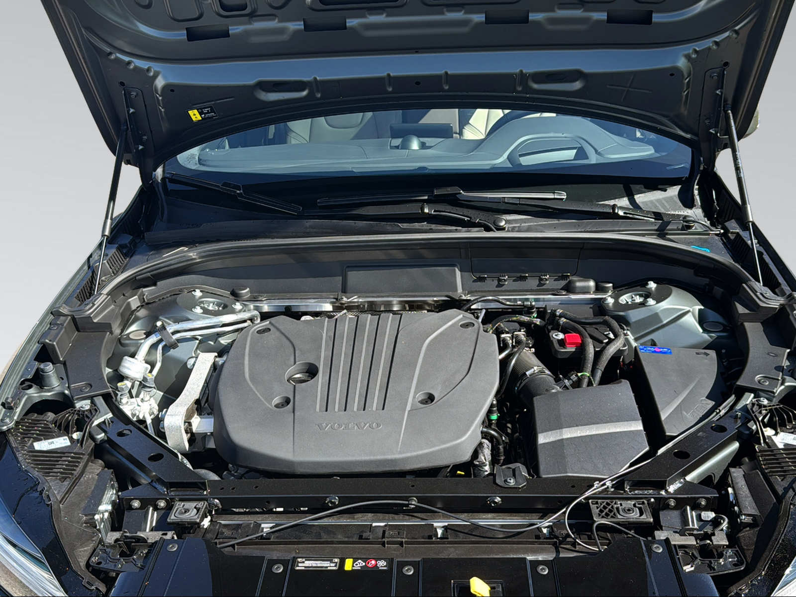 VOLVO XC60 2.0 B5 MH Ultra Bright AWD-image-15