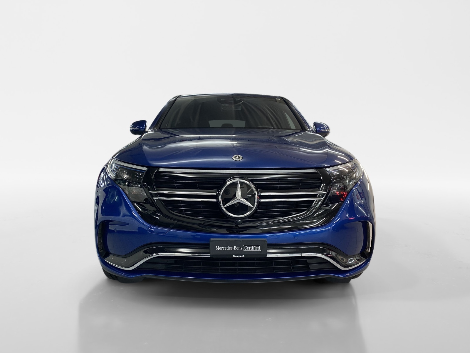 MERCEDES-BENZ EQC 400 AMG Line 4MATIC-showroom-element-2