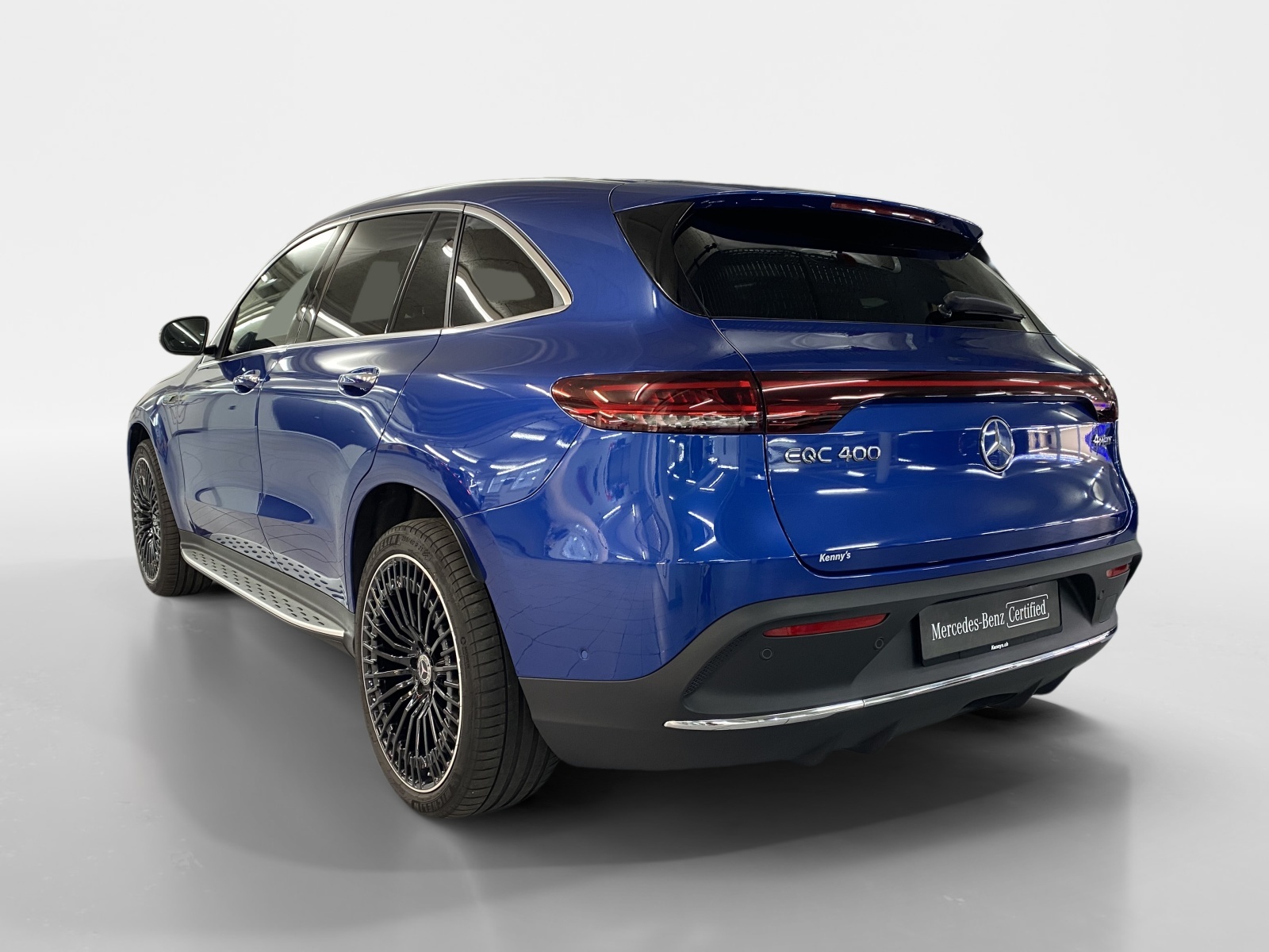 MERCEDES-BENZ EQC 400 AMG Line 4MATIC-image-4