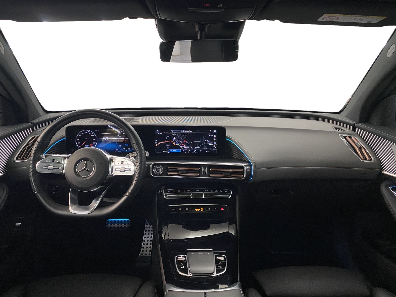 MERCEDES-BENZ EQC 400 AMG Line 4MATIC-image-9