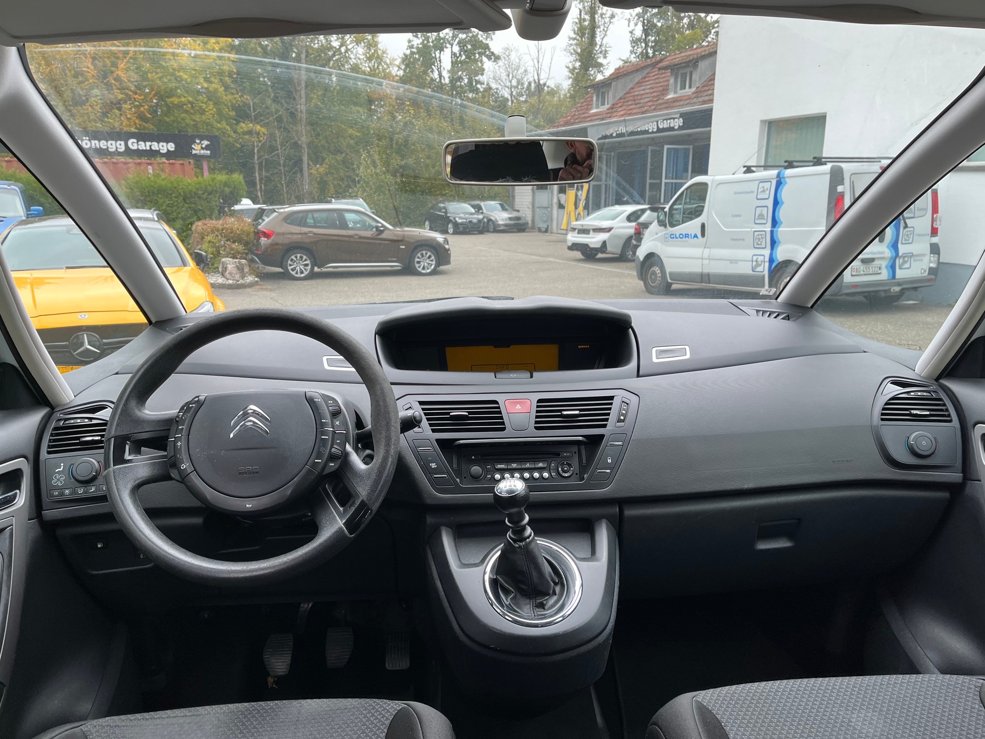 CITROEN Grand C4 Picasso 1.6 HDI 16V Attraction-image-11