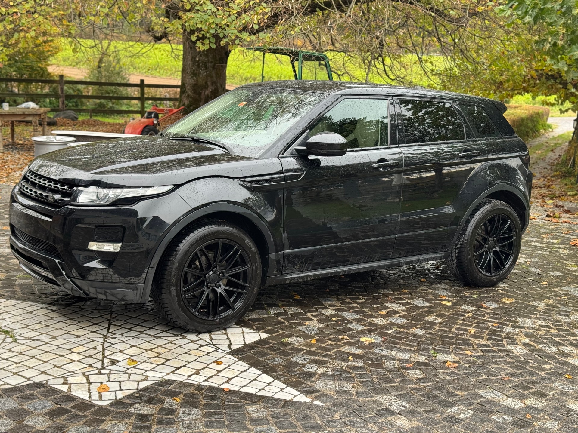 LAND ROVER Range Rover Evoque 2.0 Si4 Dynamic AT9-image-1